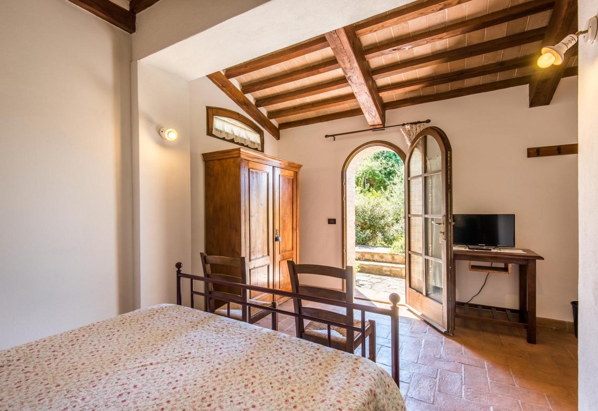 Glicine Apartment Podere Giardino Montalcino Exteriör bild